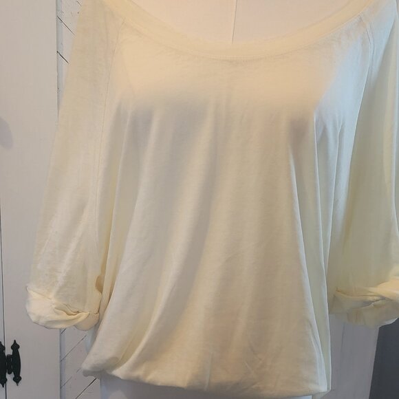 WE THE FREE SCOOP NECK TEE SIZE SMALL - Picture 9 of 10
